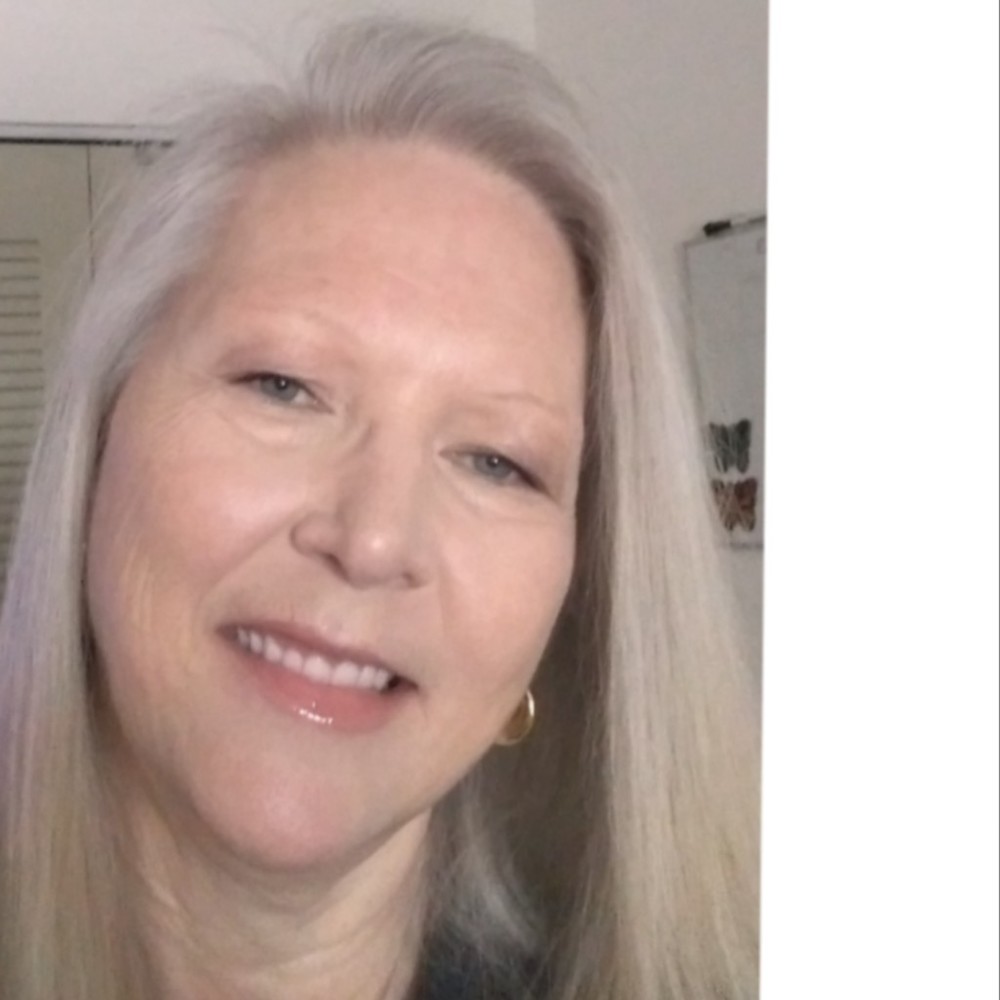 Meet your Posher, Jacqueline